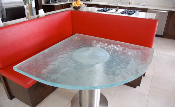 Стеклянные столы для кухни: фото в интерьере, виды, формы, цвета, дизайн, стили