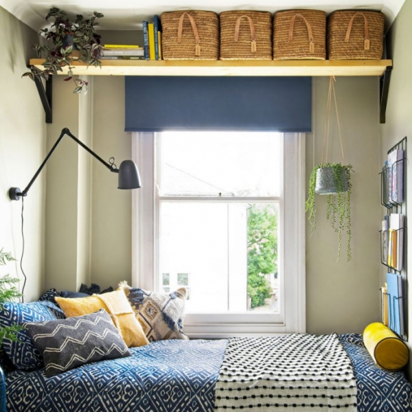 Как сэкономить место в маленькой спальне